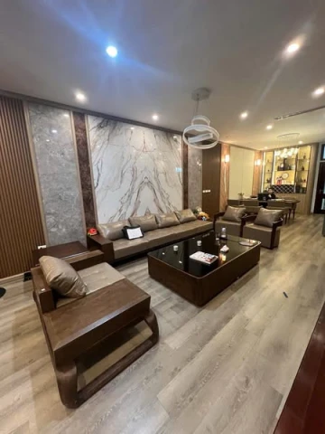 TRUNG TÂM CẦU GIẤY - Ô TÔ VÀO NHÀ - 6 TẦNG THANG MÁY - GIÁ CỰC TỐT