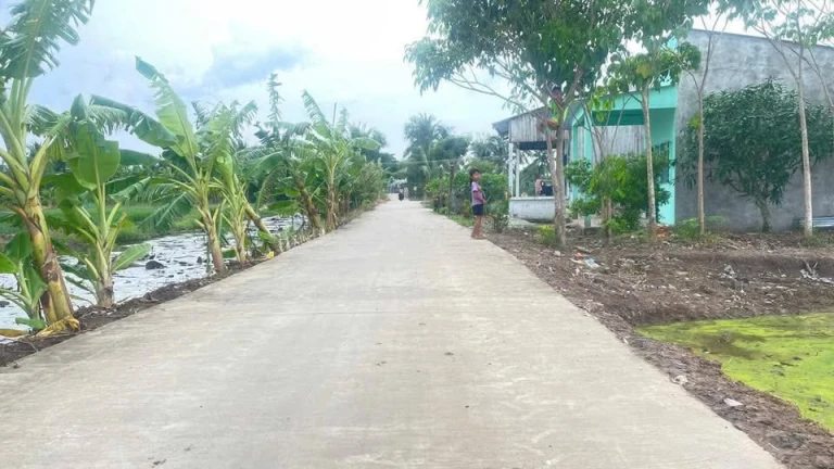 Nhận chính chủ  Nền 2 mặt tiền lộ dal 3m50 ấp bờ đập viên an trần đề Nhận chính chủ  Nền 2 mặt tiền lộ dal 3m50 ấp bờ đập viên an trần đề