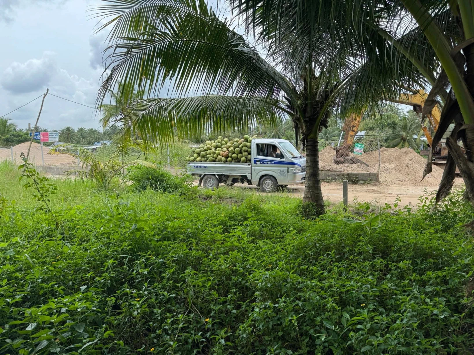 ĐÃ BÁN 2 CĂN CÒN LẠI 3 CĂN NHÀ TRỆT LIỀN KỀ 2 MẶT TIỀN LỘ DAL OTO VÀ LỘ NHỰA