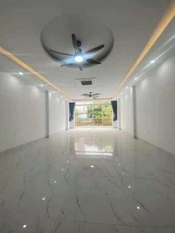 Hơn chục tỷ sở hữu ngay nhà 60m2 mặt phố Mậu Lương,