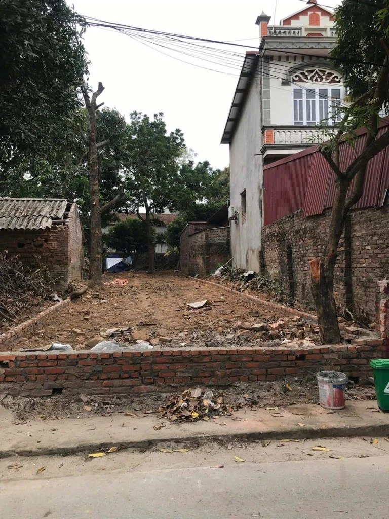 SOS… chủ thở ô xy cho ra lô đất đẹp như hoa hậu