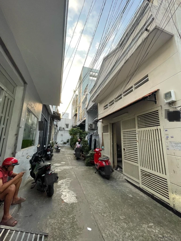 Bán nhà Đường Nguyễn Háo Vĩnh - Quận Tân Phú - 106m2 (4 x 26.5)m - 3 Tầng