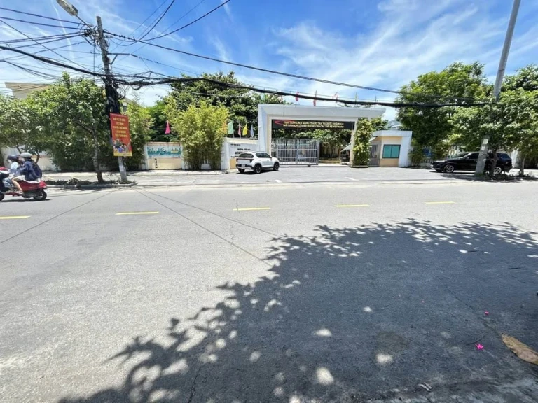 CC Cần Bán Lô đất tuyệt đẹp nằm tại đường Trương Định, đường rộng 10m5 lề 5m