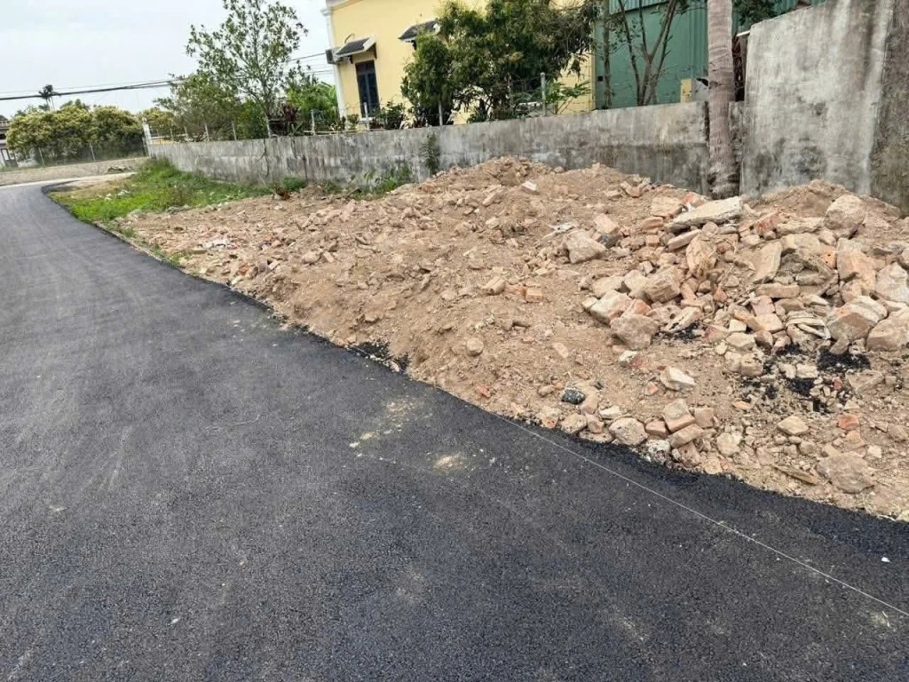 9xx triệu - 88.9m2 Kính Trực Tân Phong Zalo 0567222555