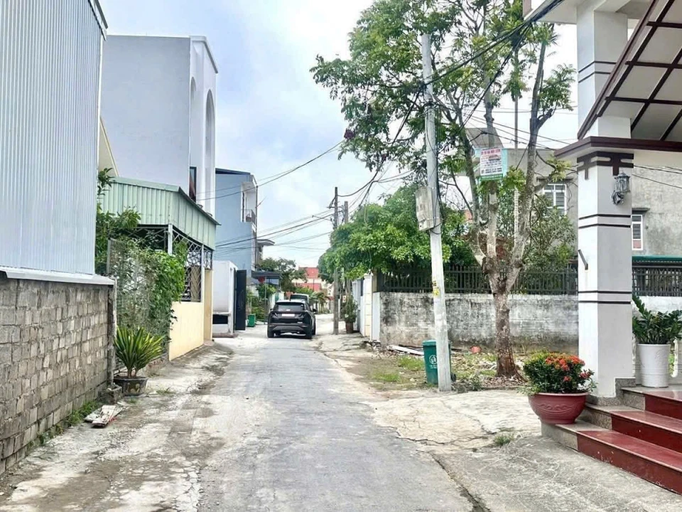 1.7x tỷ 71.2m2 Ngõ 78 Tư Thủy Hòa Nghĩa Zalo 0567222555