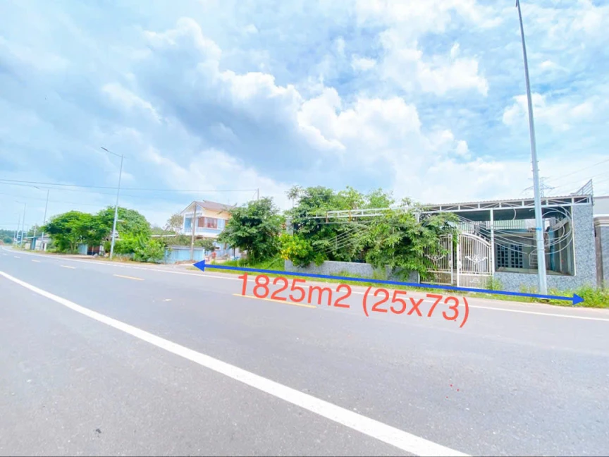 CHỦ bán  ĐẤT 3 MẶT TIỀN TL329
📍 Đối diện công viên Hoà Hội – Cạnh cao tốc Long Thành – Hồ Tràm