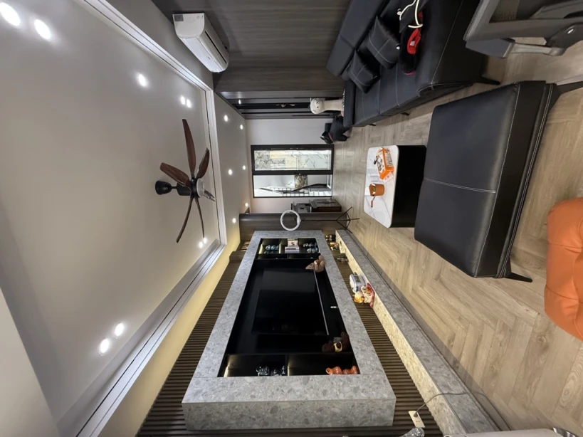 BÁN NHÀ HỒNG TIẾN LONG BIÊN,OTO ĐỖ CỬA,THANG MÁY,NGÕ THÔNG,45M NHỈNH11 TỶ