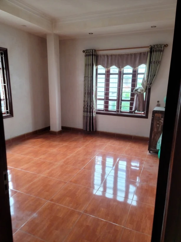 BÁN NHÀ GIA QUẤT, LONG BIÊN- LÔ GÓC-OTO-KINH DOANH- 45M-NHỈNH 6 TỶ(TL)