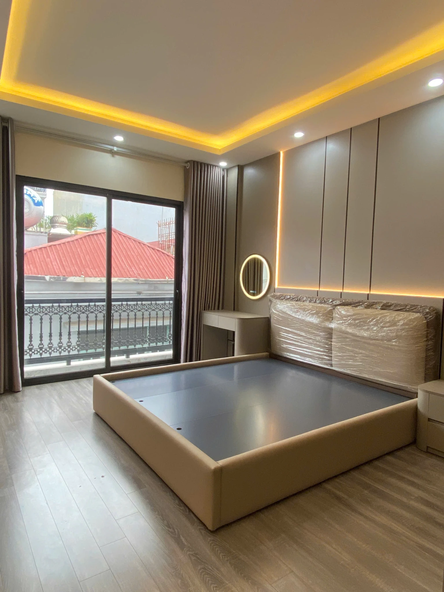 SIÊU ĐẸP, BÁN NHÀ NGUYỄN SƠN LONG BIÊN, THANG MÁY-OTO VÀO NHÀ-NGÕ THÔNG-NỞ HẬU, 52M NHỈNH 17 TỶ(TL) SIÊU ĐẸP, BÁN NHÀ NGUYỄN SƠN LONG BIÊN, THANG MÁY-OTO VÀO NHÀ-NGÕ THÔNG-NỞ HẬU, 52M NHỈNH 17 TỶ(TL)