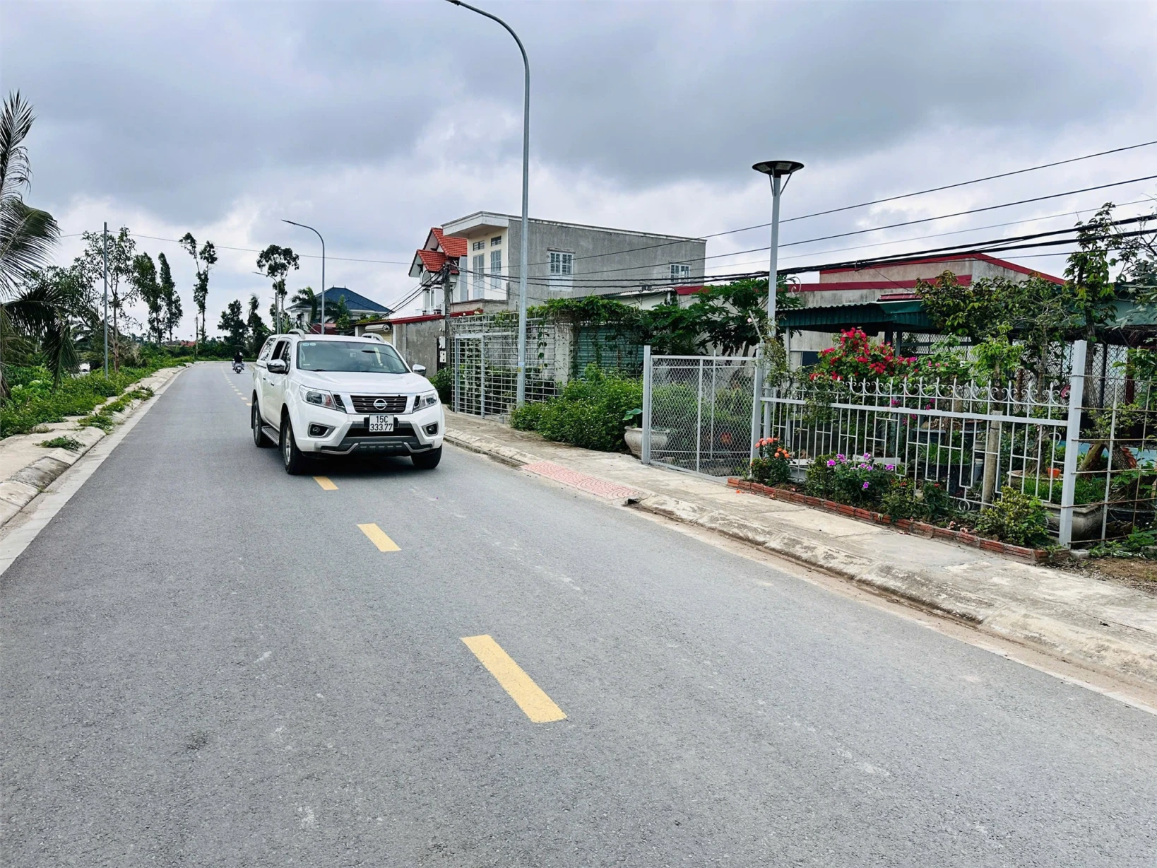 Giá 2.5x tỷ – Lô 149,8m² mặt đường nhựa TDP Quyết Tiến Hợp Đức, trục to hiếm  ZALO 0567 222 555