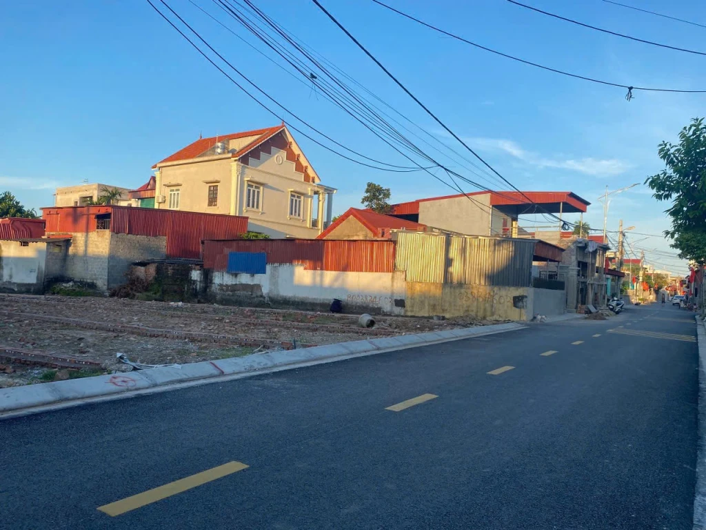 1.7x tỷ 73.7m2 Tú Sơn Kiến Hải Zalo 0567222555