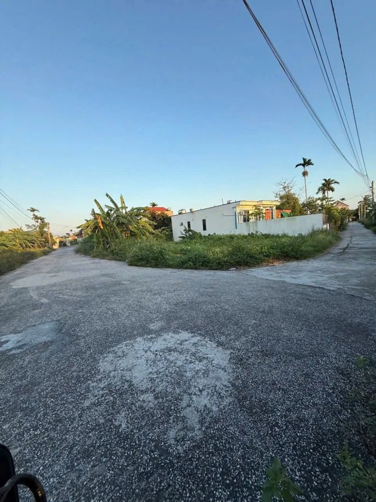 SIÊU PHẨM ĐẤT MẶT ĐƯỜNG – KIM ĐỚI 1, HỮU BẰNG, KIẾN THỤY
Giá chỉ 1.2x TỶ – CƠ HỘI ĐẦU TƯ SIÊU HỜI!