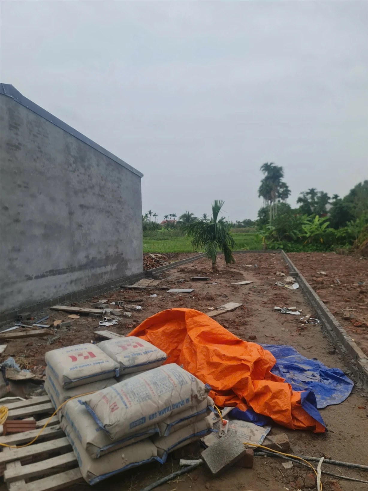 Giá 1,x tỷ  Lô nhà vườn tuyến 2 Hòa Nghĩa – Gần khu Vin  Có thêm đất 03 phía sau  ZALO 0567 222 555