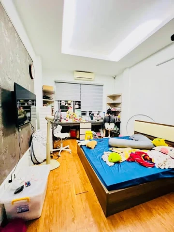 TẦM TIỀN 8 TỶ - THANH XUÂN - NHÀ ĐẸP Ở NGAY - 15M THẲNG RA Ô TÔ - GẦN HỒ ĐIỀU HOÀ - FULL NỘI THẤT -2 THOÁNG - NHÀ DÂN Ở NGAY.