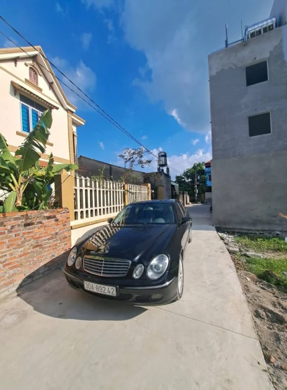 Bán gấp lô đất tdp Đông phường Việt Yên .