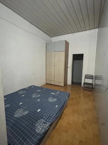 Nhà mình còn phòng trọ cho thuê: