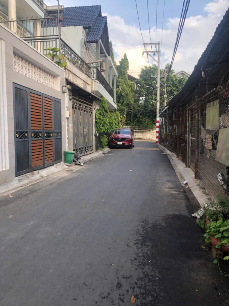 HIẾM!NHÀ 2TẦNG, HẺM XE HƠI THÔNG SÁT MẶT TIỀN ĐƯỜNG - NGAY LÃ XUÂN OAI - TĂNG NHƠN PHÚ A, 62M2, 6.1 TỶ - 0909323881