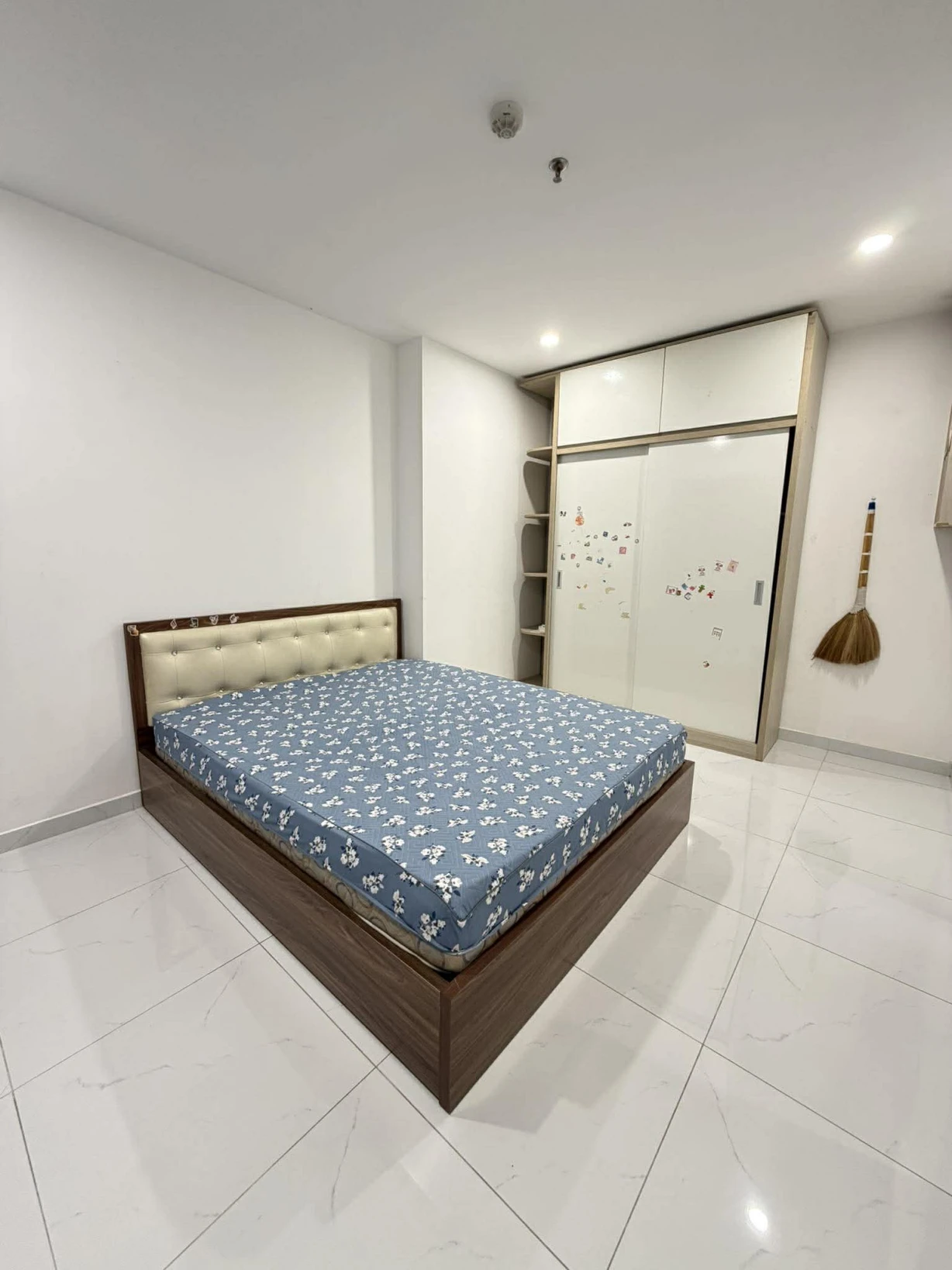 CHÍNH CHỦ GỬI BÁN CĂN 60 M2 BLUE STAR - GIA LÂM, GIÁ 70 TR/M2 - LH 0985865658