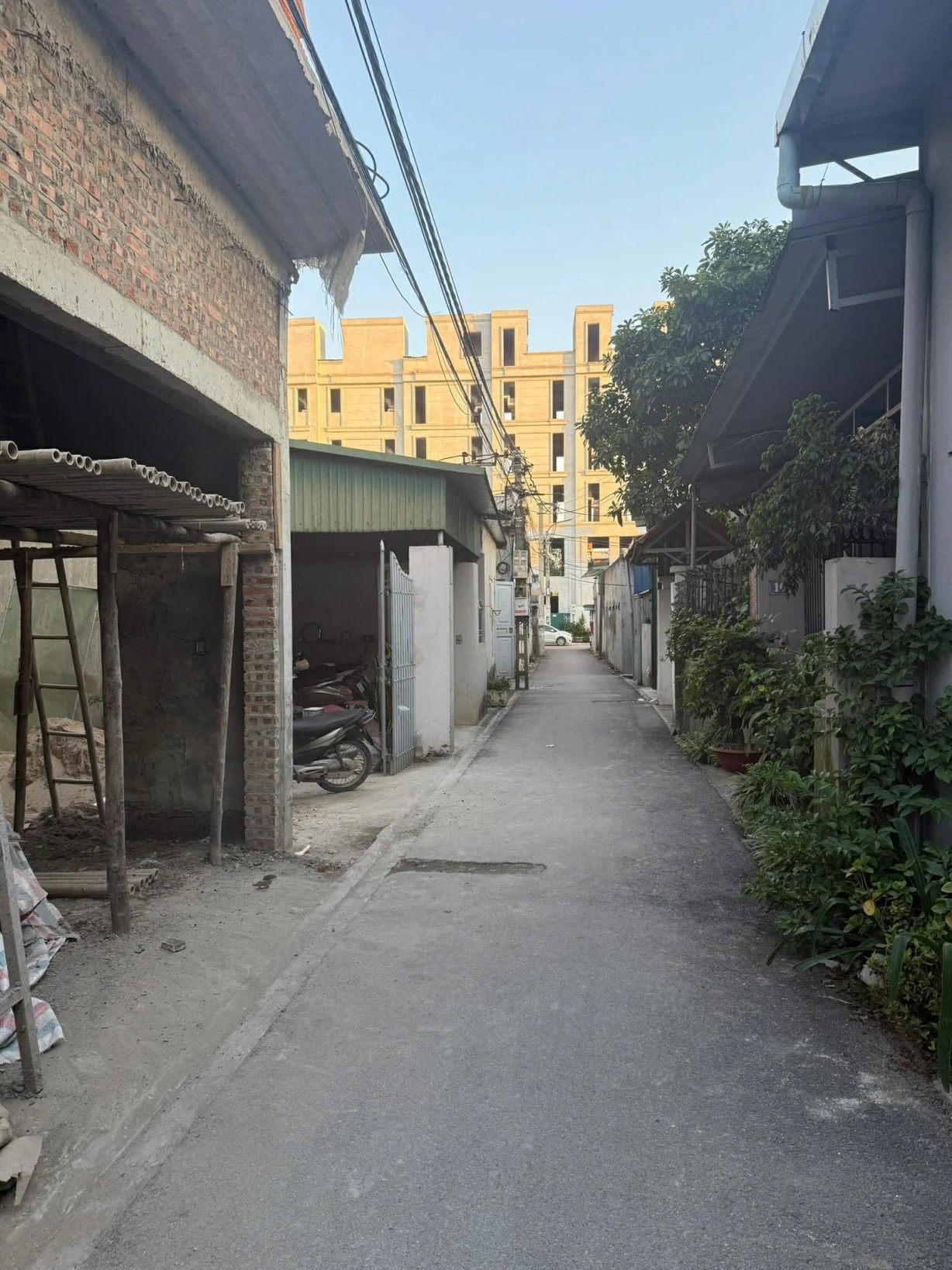 CẦN BÁN 56 M2 KIÊN THÀNH - GIA LÂM, Ô TÔ VÀO NHÀ, GIÁ CHỈ 7.5 TỶ, LH 0985865658