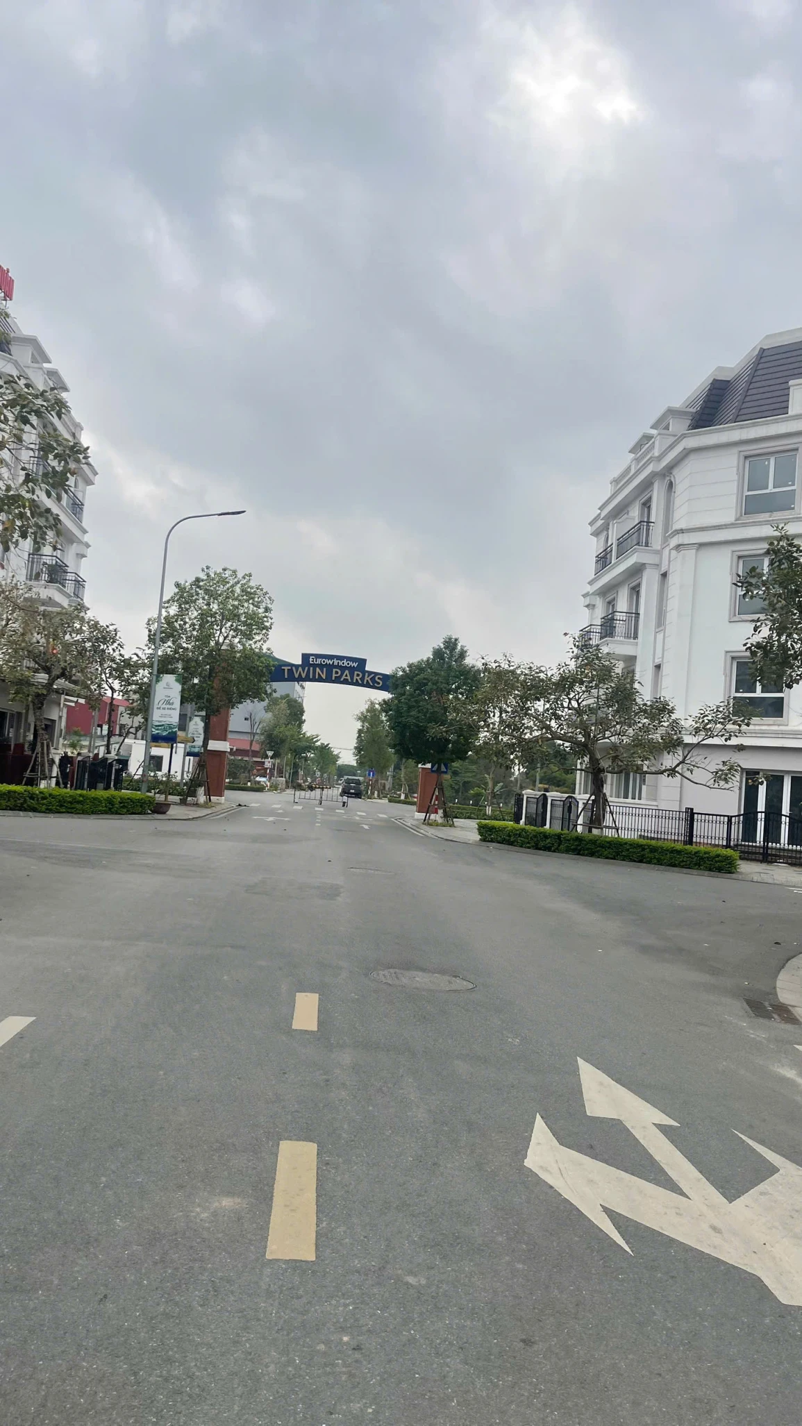 BÁN LIỀN KỀ 75 m2 TQ5 – VIEW CÔNG VIÊN, GIÁ 15.X TỶ, LH 0985865658