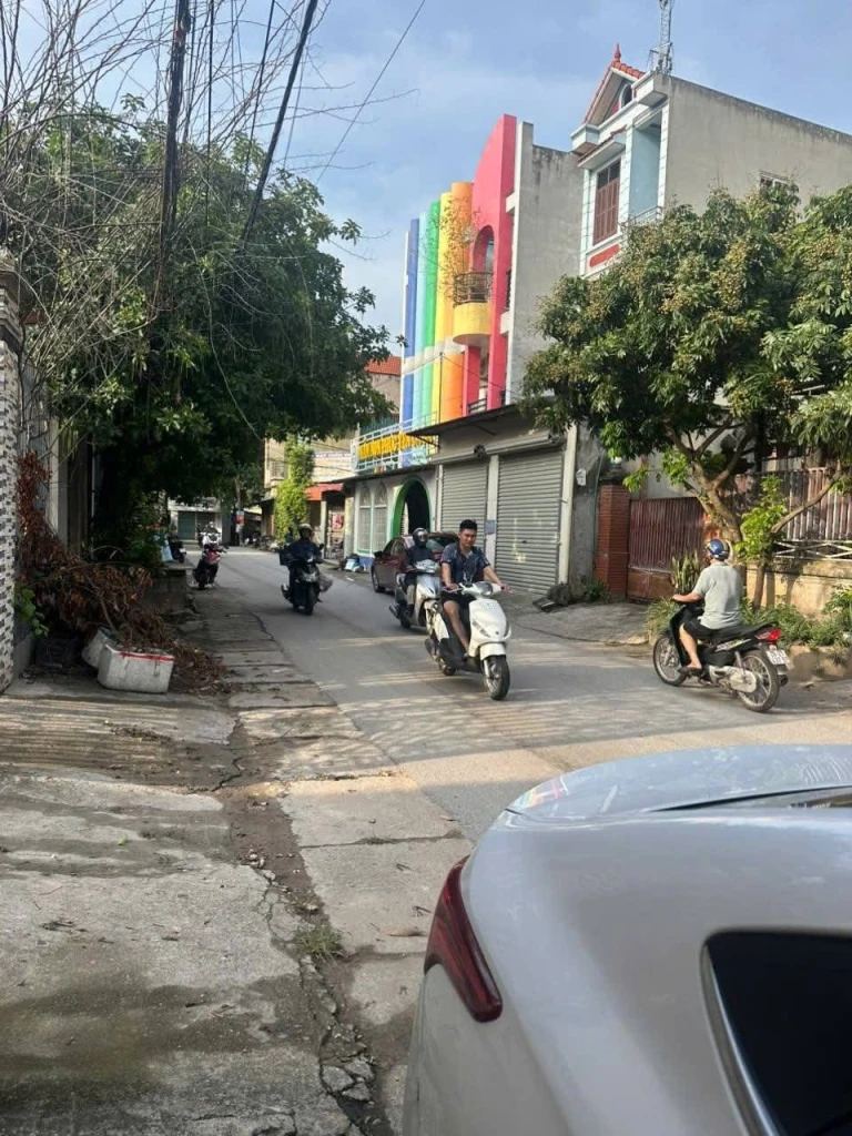 Em bán giúp chủ mảnh đất trục chính KINH DOANH, BUÔN BÁN tại Tiền Châu, Phúc Yên.Vĩnh phúc (cũ)