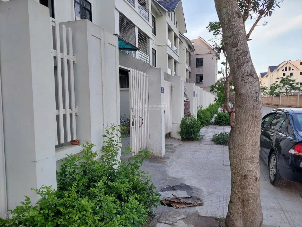 Chính Chủ Bán Nhà Biệt Thự Liền Kề Ô19, Lô D43 KĐT Geleximco - MT 6m, Tiềm Năng Đầu Tư Cao