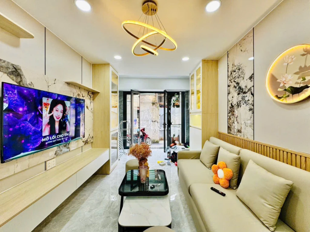 Chốt trong tháng Giêng – vừa có nhà mới, vừa có điện thoại xịn – quá đã luôn Ace ơi!