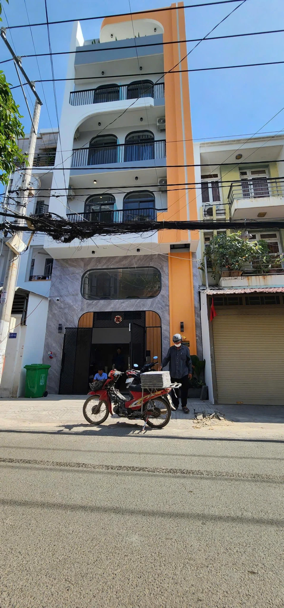 CỰC PHẨM ĐẦU TƯ – TÒA CHDV 6 TẦNG NGAY EMART GÒ VẤP