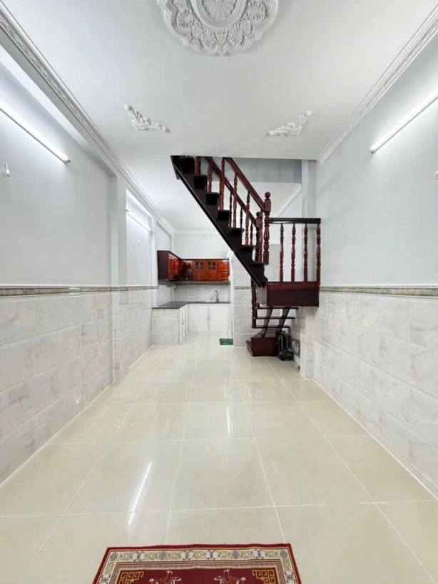 Bán nhà Đường Đoàn Văn Bơ, Phường 13, Quận 4, Hồ Chí Minh.