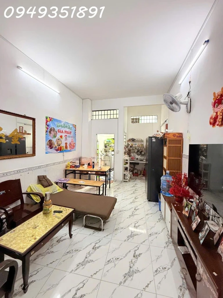 🏡 CẠNH MẶT TIỀN TRƯỜNG CHINH – HẺM NHỰA ÔTÔ TRÁNH – 87M² – 2 TẦNG – 3PN (1PN TẦNG TRỆT)