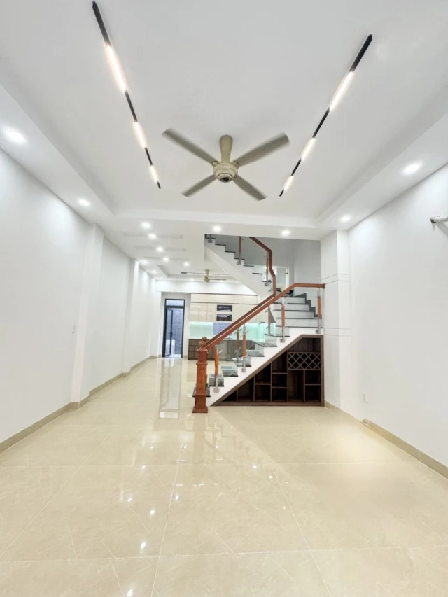 Bán nhà đường 359, Phước Long B,  Q9, Thủ Đức, TP HCM. DT 85m2, 4tầng. Giá 9.8 tỷ, SHR - 0933125879