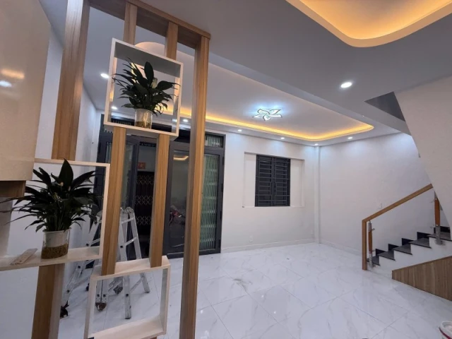 Bán nhà ngõ 85, Đường Lê Văn Việt, Hiệp Phú, Q.9, TP HCM. DT 80m2, 2 tầng, 4PN, 5,65  tỷ, sổ hồng. Liên hệ 0933125879!