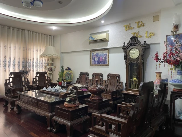 Bán nhà ngõ Tô Ngọc Vân, Linh Đông, Thủ Đức: 85m2, 4 tầng, 3PN, SH, giá 10.7 tỷ.