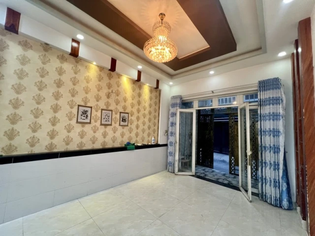 Bán nhà 4 tầng, 4 PN, 4 WC, 52m2 tại Hiệp Bình Chánh,Thủ Đức, giá 6,6 tỷ, Sổ Hồng, đường Số 50. LH 0933125879.