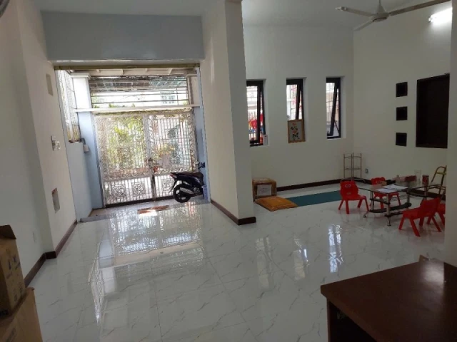 Bán nhà mặt phố đường số 27, Hiệp Bình Chánh, Thủ Đức, TP HCM. DT 100m2, 3 tầng. Giá 11.6 tỷ, SHR - 0933125879