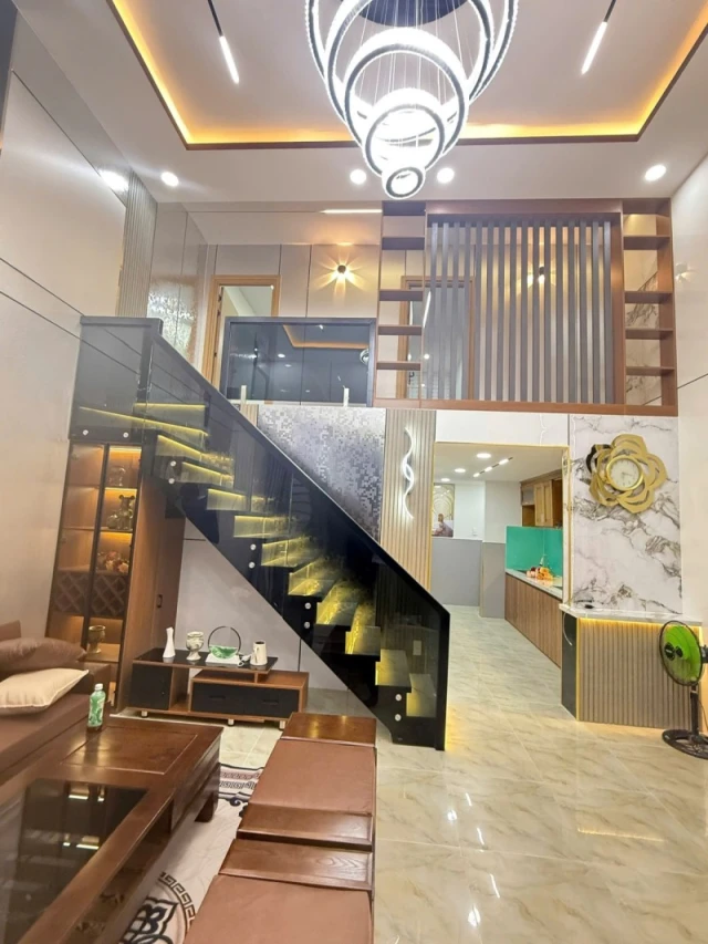 Bán nhà đường số 12, Tam Bình, Thủ Đức, TP HCM . DT  61m2, 2 tầng. Giá 5,09  tỷ, Sổ Hồng, Liên hệ 0933125879!