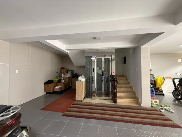 Bán nhà mặt phố đường số 23, Hiệp Bình Chánh, Thủ Đức, TP HCM. DT 128 m2, 4 tầng. Giá  16.9 tỷ.