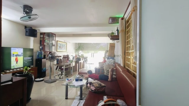 Bán nhà 2 tầng đường 135, Phước Long A, Q.9, TP HCM. DT 85m2, 3PN, SH, 8.9 tỷ.