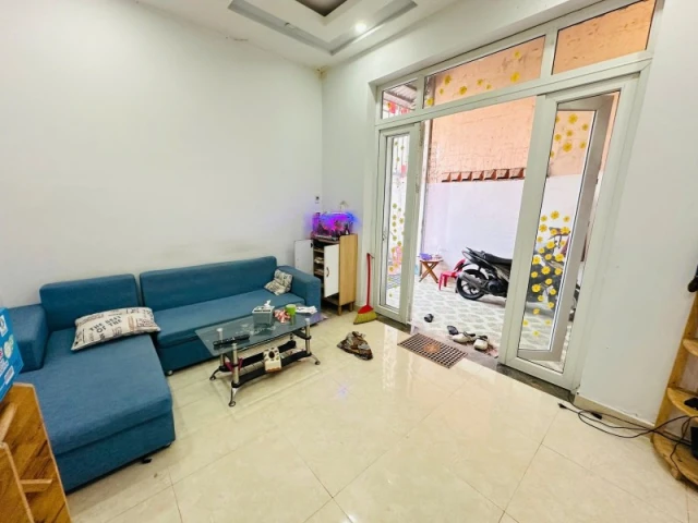 Bán nhà đường số 9, Phường Linh Tây, Thủ Đức, TP HCM. DT 76m2, cấp 4,  sổ hồng,  Giá 4.1 tỷ