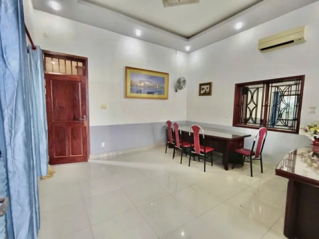 Bán nhà đường số 9, Phường Linh Trung, Thủ Đức, TP HCM. DT 105m2, 4 tầng, 8PN. Giá 9.5 tỷ, SHR