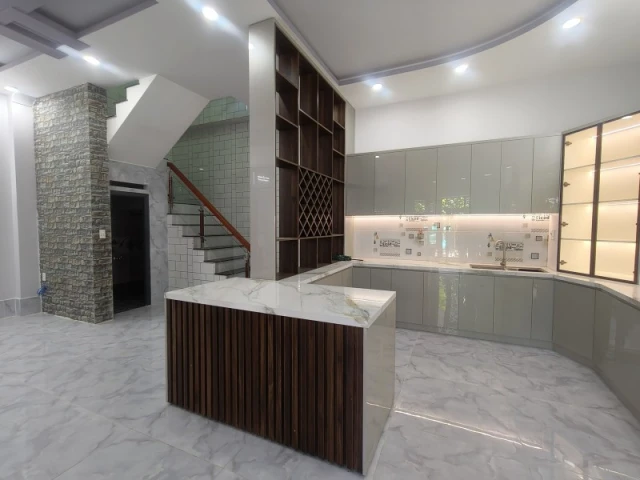 Bán nhà mặt tiền đường số 48, Hiệp Bình Chánh, Thủ Đức, TP HCM. DT 71m2,  4 tầng. giá - 8.85  tỷ (Sổ hồng)