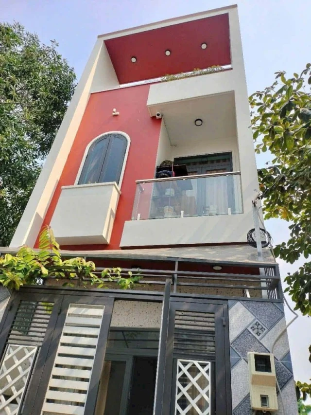 Bán nhà đường Ngô Chí Quốc, Thủ Đức, TP HCM. DT 60m2, 3 tầng, 4.75 tỷ, SHR - 0933125879