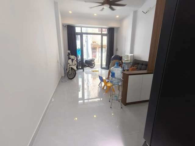 Bán nhà đường số 61, Phước Long B, Q9,Thủ Đức, Hồ Chí Minh, diện tích 52m2, giá 5,55  tỷ, sổ hồng. LH: 0933125879.