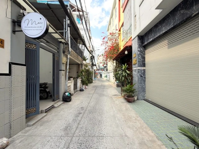 ‼️ Nguyễn Đình Chính P.15 Phú Nhuận – Hẻm ô tô thẳng 1 trục – vài bước ra mặt tiền – 7.X tỷ