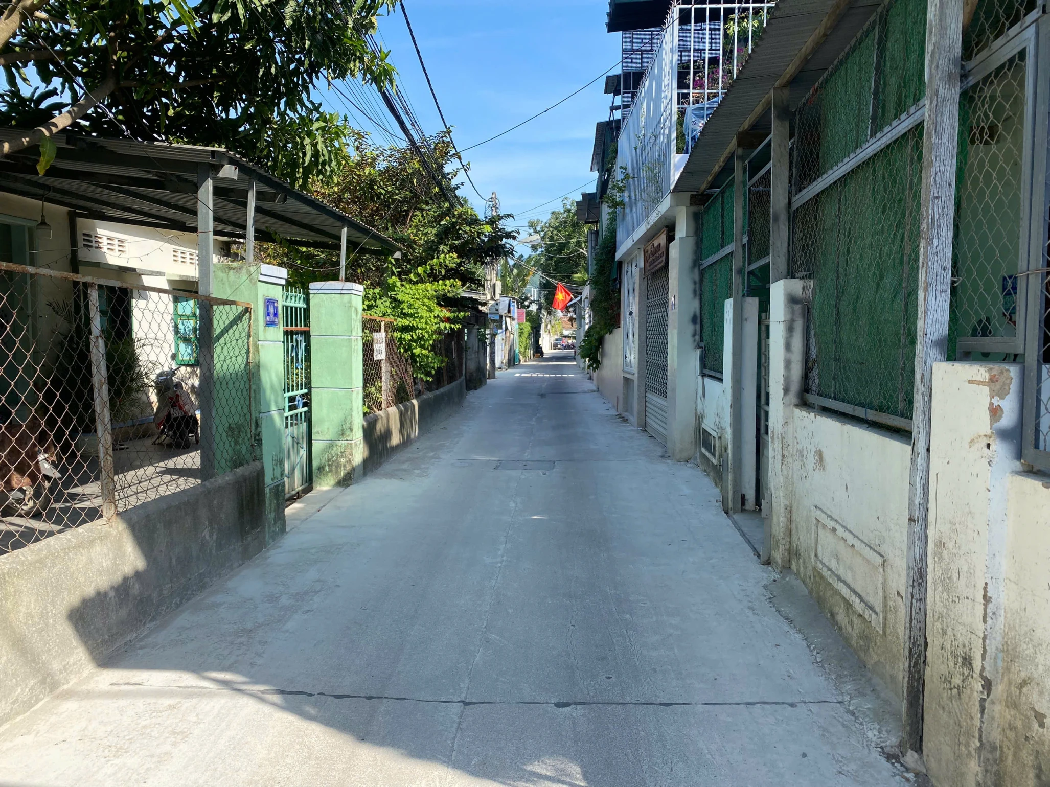 Bán đất tặng 7 phòng trọ Vĩnh Hải – gần biển, dòng tiền 10tr/th, giá 5 tỷ