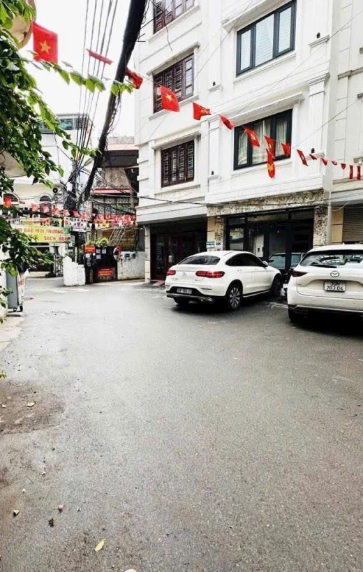 BÁN NHÀ 60M2 , VĂN CAO CƠ HỘI CHO KHÁCH HÀNG QUYẾT ĐOÁN NHANH RINH NHÀ MỚI ĐÓN TẾT.