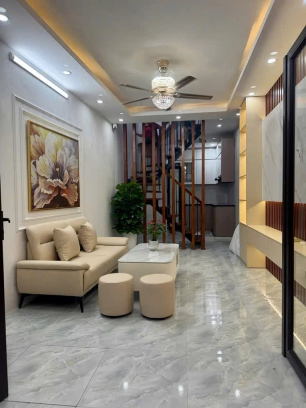 DUY NHẤT MỘT CĂN NHÀ PHỐ DƯƠNG VĂN BÉ 34M2 4 TẦNG NGÕ Ô TÔ TRÁNH 5M GIÁ  NHÚ 6 TỶ