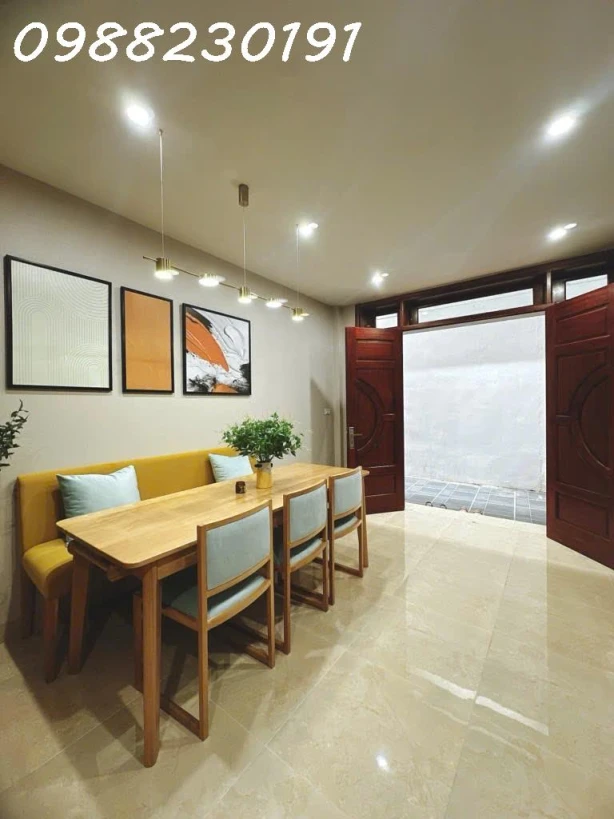 BÁN GẤP, nhà  Vĩnh Tuy - 34m2 - 4 tầng - Giá cực mềm - Ngõ gần ô tô - Nhỉnh 5 tỷ