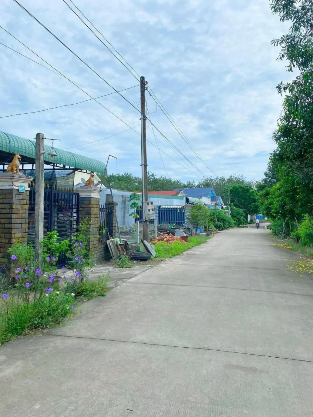 ĐẤT MẶT PHỐ QUẬN BẮC TỪ LIÊM, LÔ GÓC, 75 M2 GIÁ CHỈ 8 TỶ