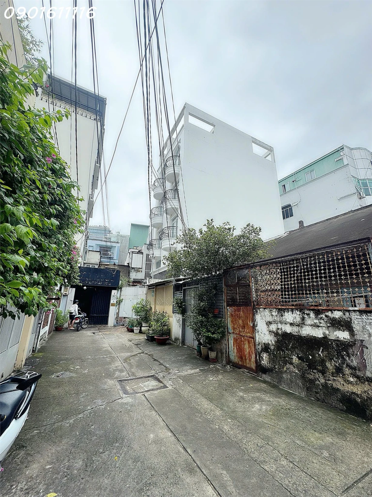 HIẾM NHÀ BÁN - 4M*15M - MẶT ĐƯỜNG HXH 6M XE HƠI NGỦ TRONG NHÀ Đ. CỐNG QUỲNH, QUẬN 1